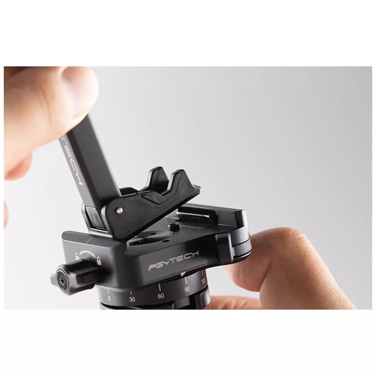 Fixation smartphone PGYTECH