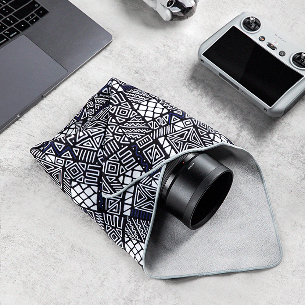 Wrap de protection PGYTECH 45x45 cm Geometry - photo d’ambiance même motif
